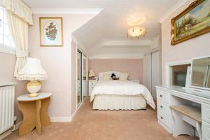 Photo 8- click for photo gallery